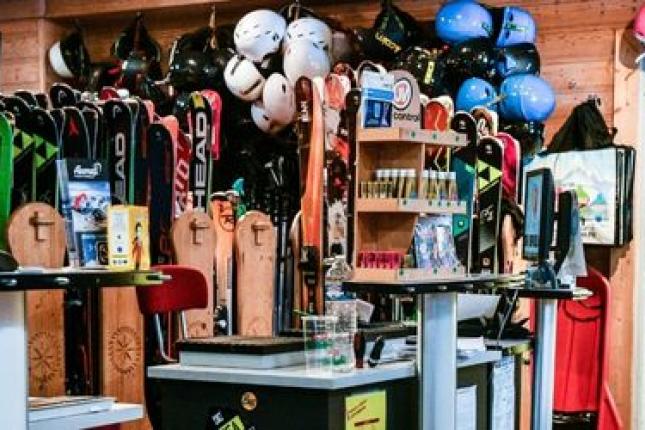 Les Coches - Ski Republic Centre-4