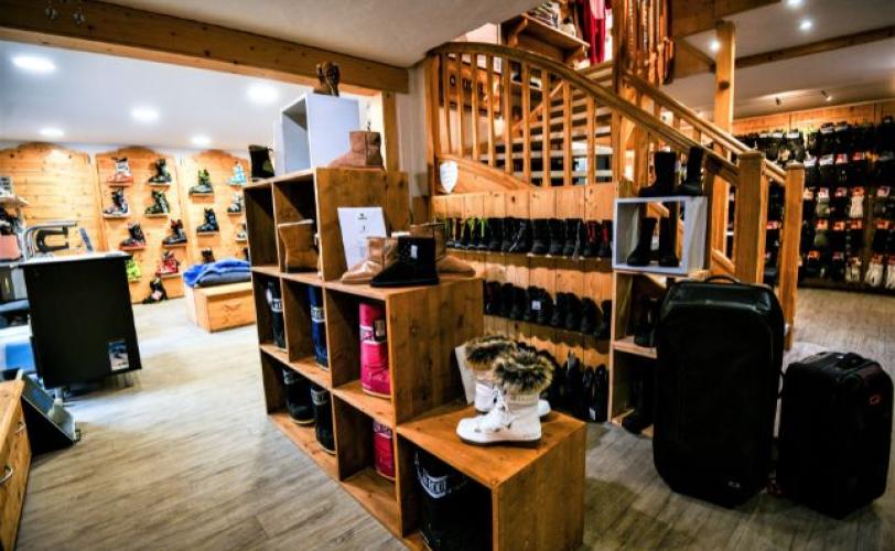 Meribel - Marine Centre-4